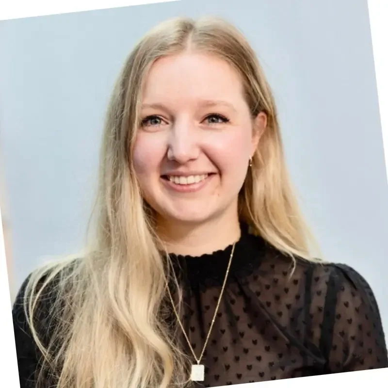 Tevreden klantfoto – Vak Web WordPress website onderhoud & beheren service